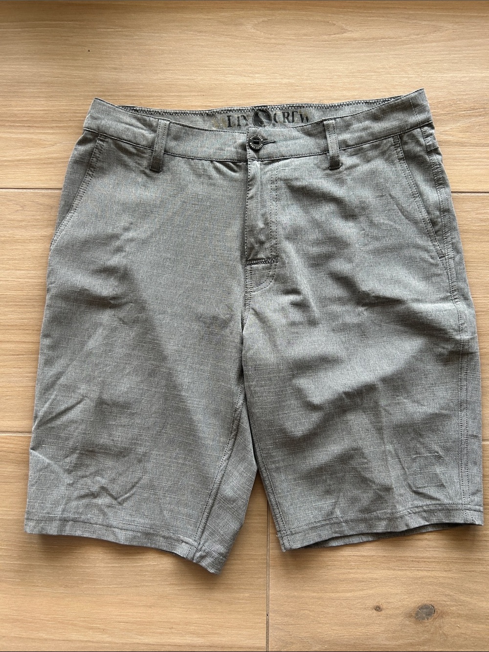 Salty Crew Men's Gray Flat Front Shorts